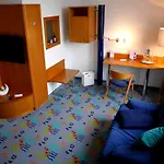 Hotell Business-hotel Artes 4*