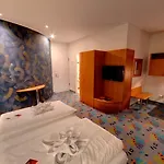 Business-hotel Artes 4*