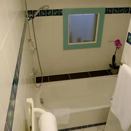 ビジネス-ホテル アルテス ケムニッツ