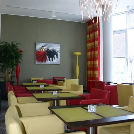 ビジネス-ホテル アルテス ケムニッツ