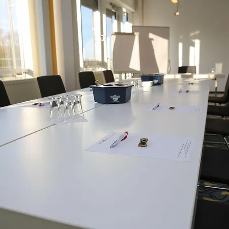 Hotell Business-hotel Artes 4*
