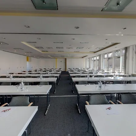 Business-hotel Artes 4* شيمنيتز