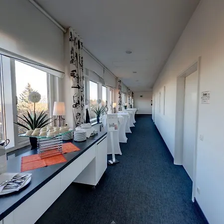 Business-hotel Artes 4*