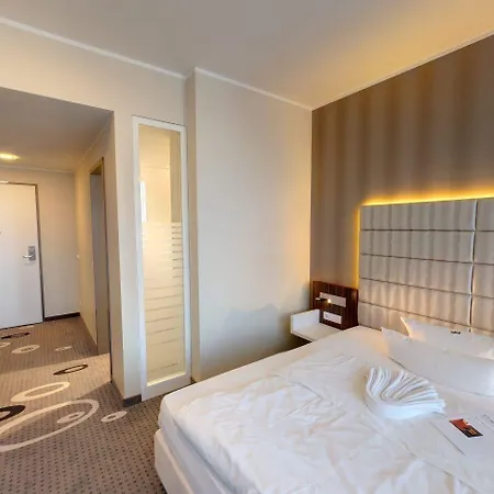 فندق Business-hotel Artes