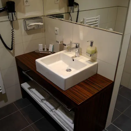 ビジネス-ホテル アルテス ホテル ケムニッツ