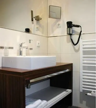 فندق Business-hotel Artes